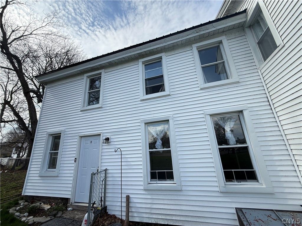 Photo of 250 W 2nd Street #3, Oswego, NY 13126 (MLS # S1674383)