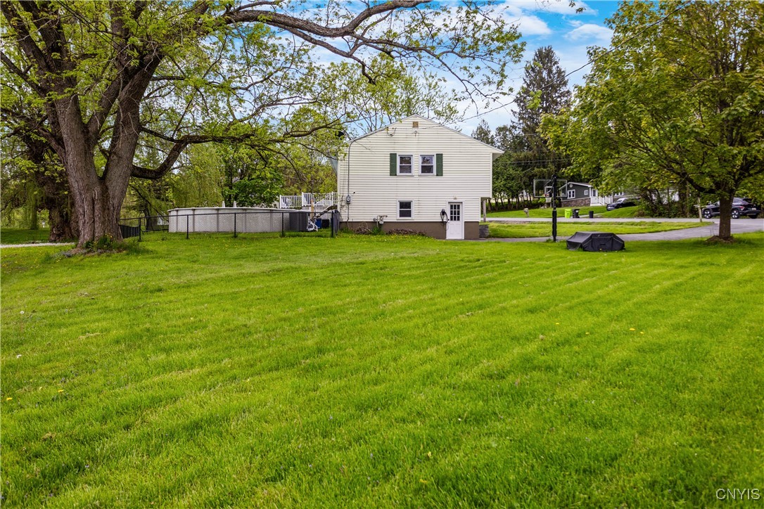 27 Cascade Drive, New Hartford, New York image 36