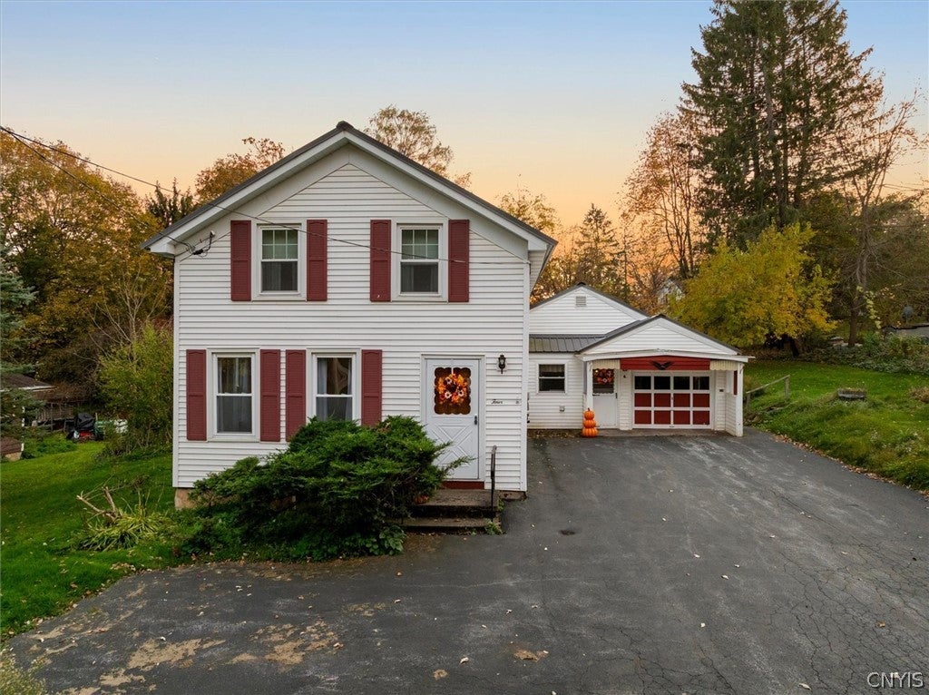 4 Laurel Place