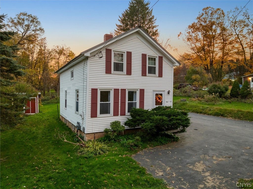 4 Laurel Place