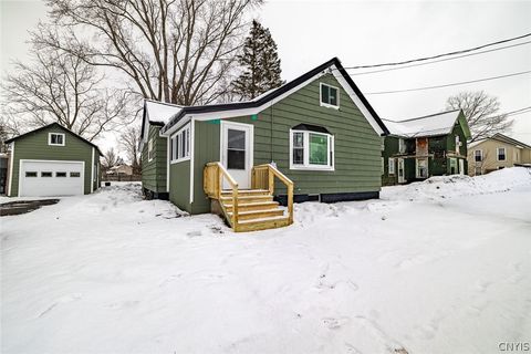 107 S Park Street Canastota NY 13032