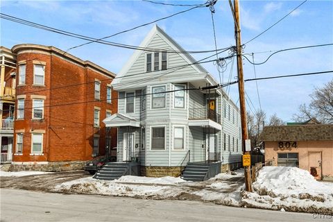 Photo of 806 Wager Street, Utica, NY 13502 (MLS # S1657156)