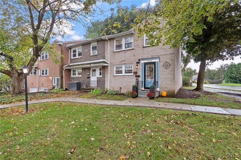 Photo of 4310 Candlelight Lane, Clay, NY 13090 (MLS # S1655851)