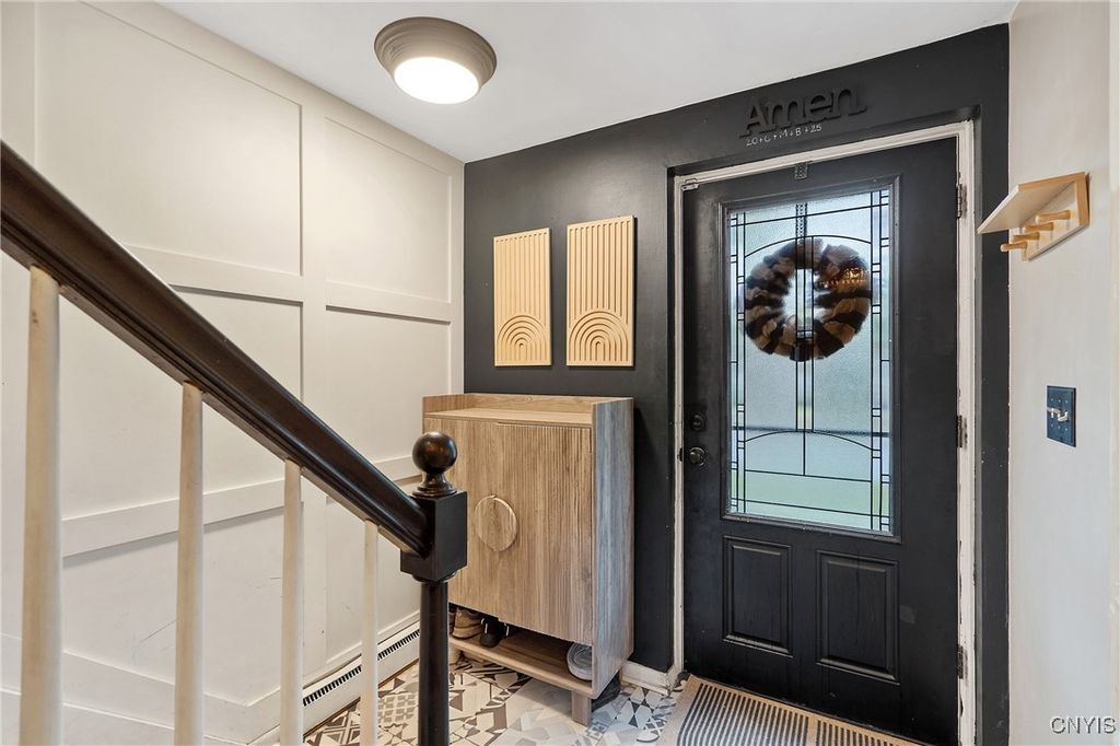 Photo of 4310 Candlelight Lane, Clay, NY 13090 (MLS # S1655851)