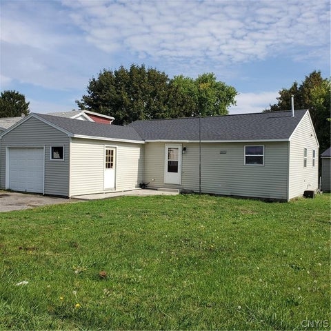Photo for 628 Lakeport Road