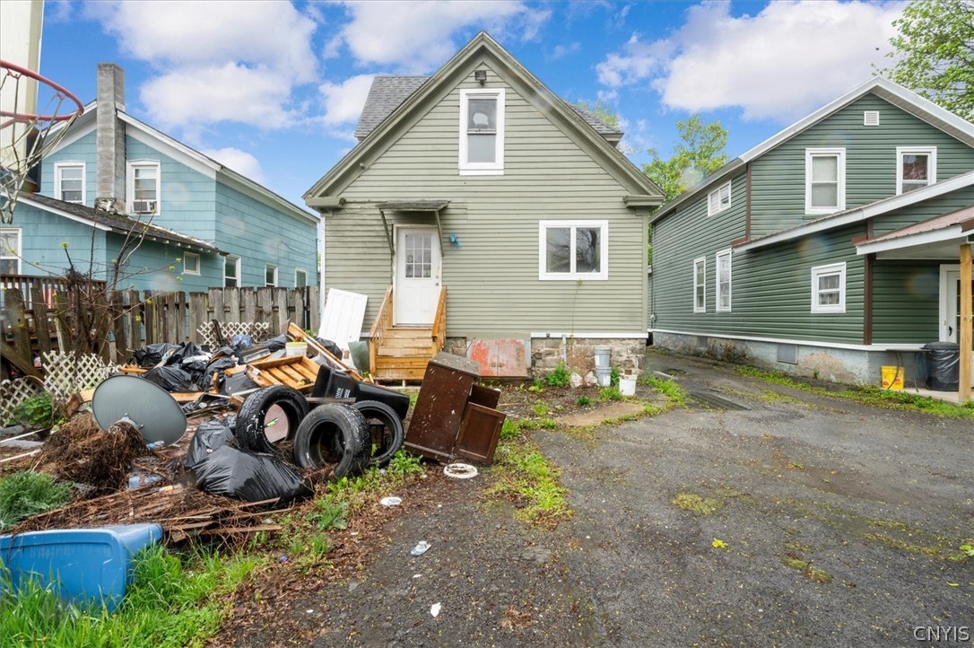 84 W North Street