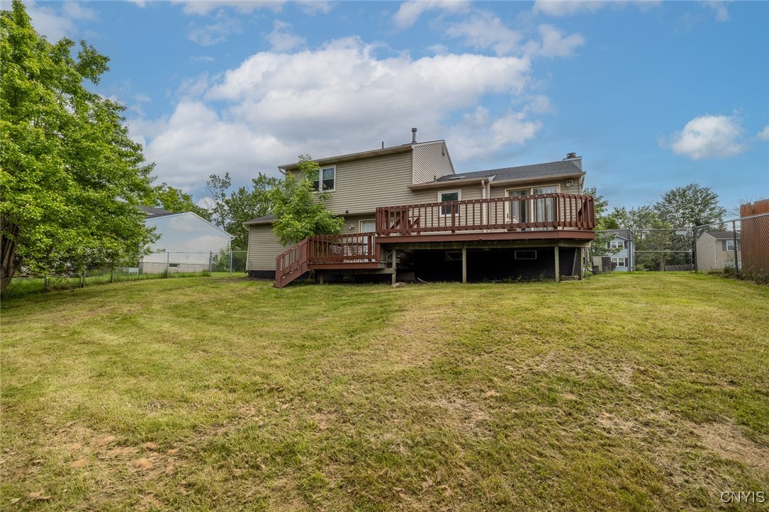 8536 Snowshoe Trail, Cicero, New York image 28
