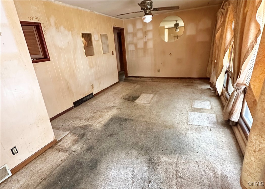 212 Fay Lane, Manlius, New York image 2