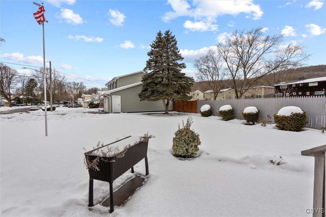 212 Kramer Drive, Syracuse, New York image 5