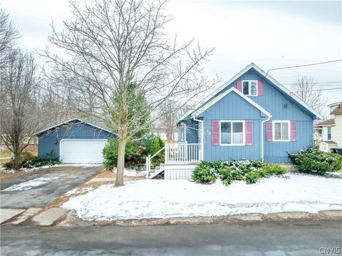 Homes For Sale - 452 Broadwell Avenue<br/> Fulton, NY 13069