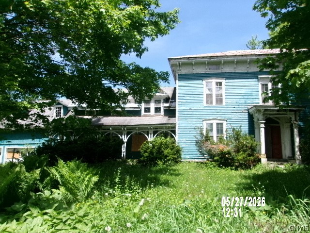 689 Thompson Road