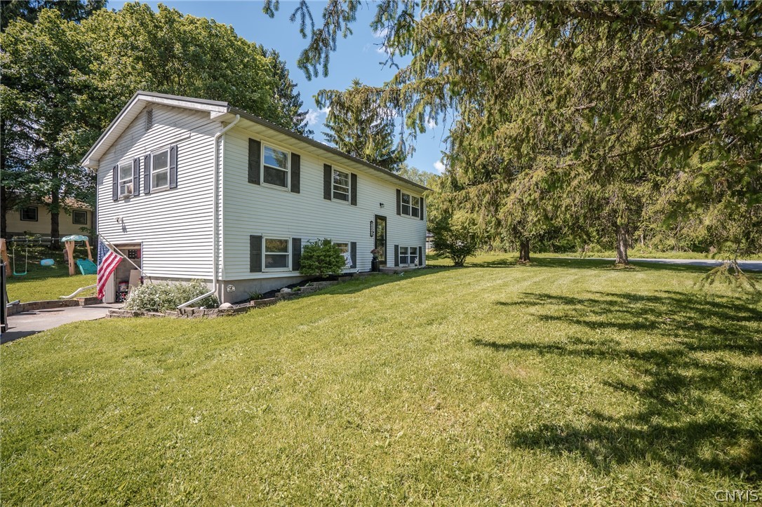 6248 Country Lane