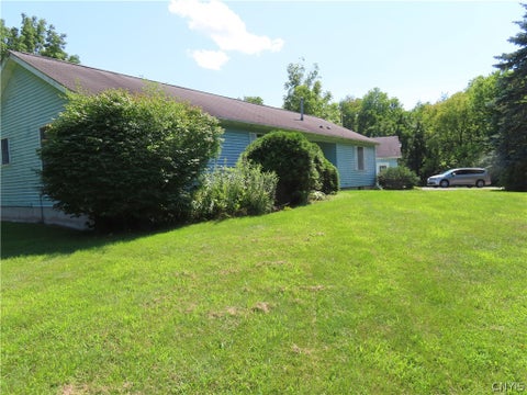 Photo of 4886 Shepard Road, Marcellus, NY 13108 (MLS # S1707307)