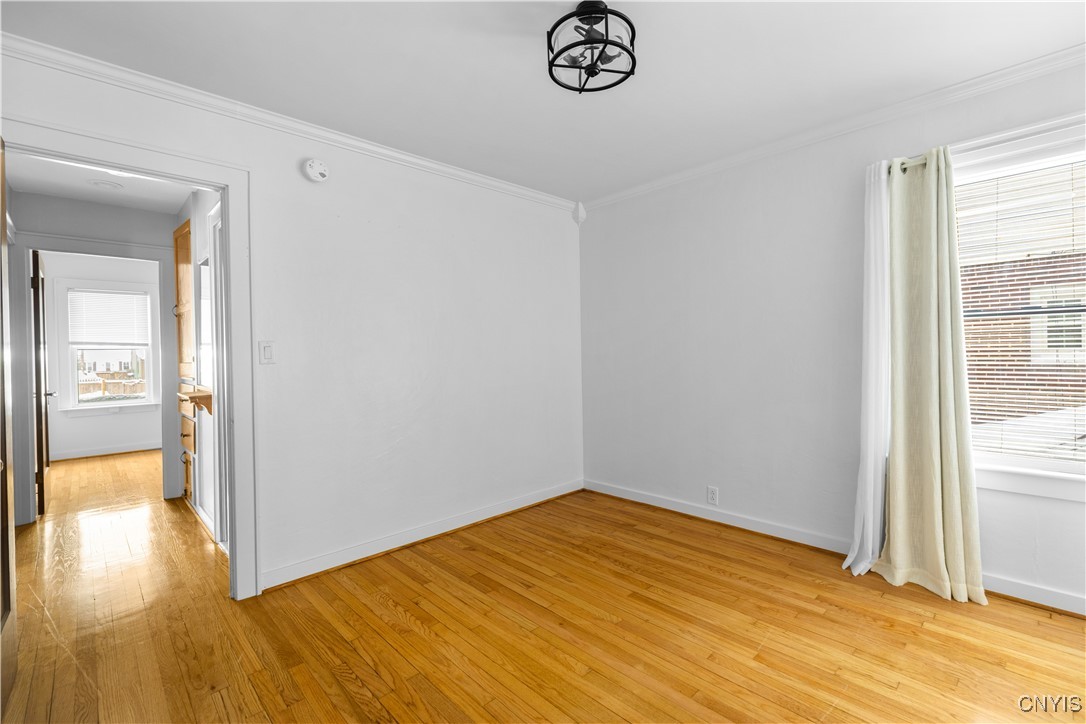 407 Kingston Road, Utica, New York image 19