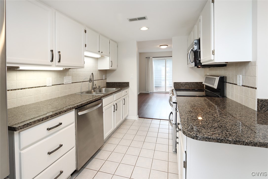 442 Summerhaven Drive, Manlius, New York image 18