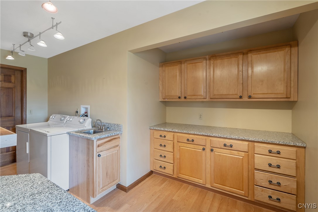 7266 Wakefield Drive, Manlius, New York image 15