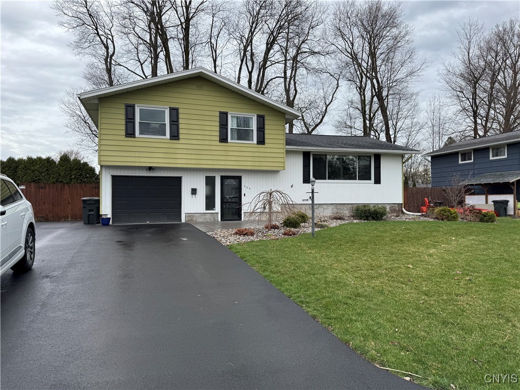 204 Riverine Road, Clay, New York image 2