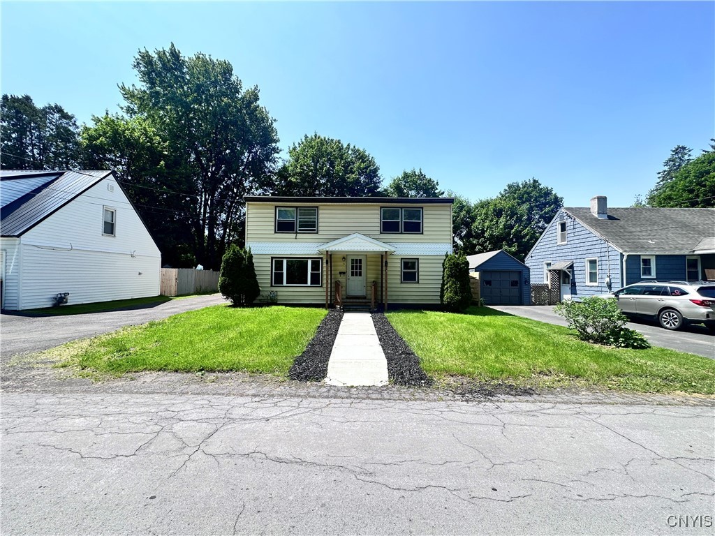 3 Osborn Road, New Hartford, New York image 1
