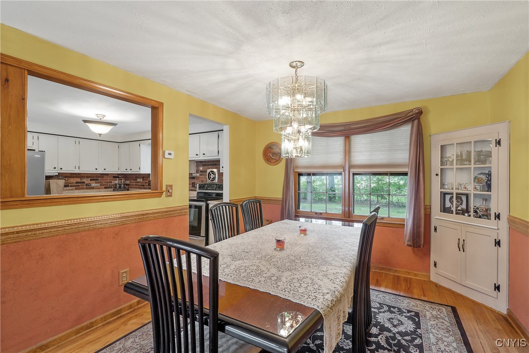 107 Sagamore Drive, Clay, New York image 12
