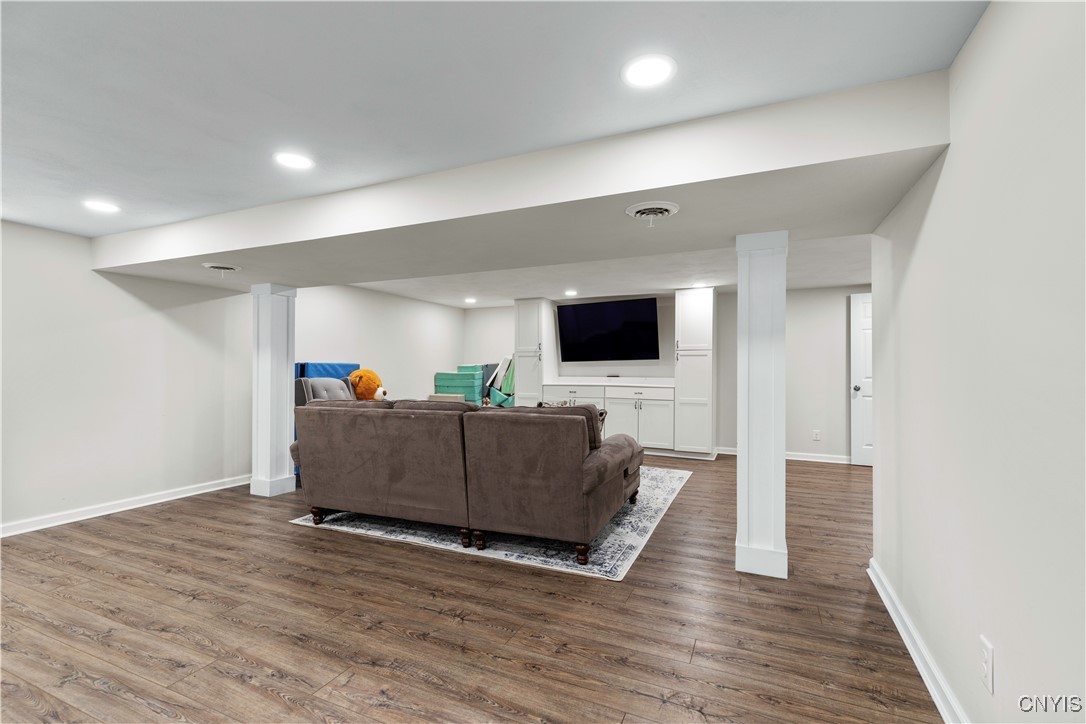 8683 Honeycomb Path Path, Cicero, New York image 21