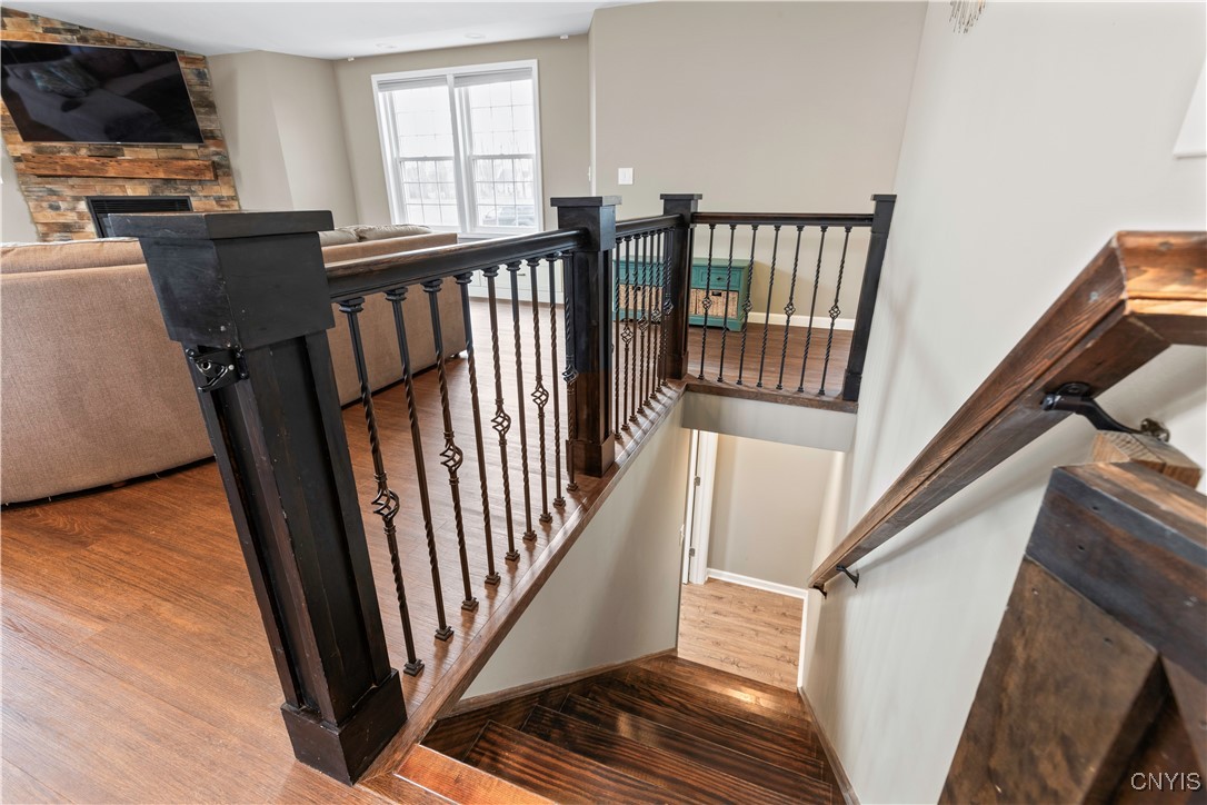 8683 Honeycomb Path Path, Cicero, New York image 19