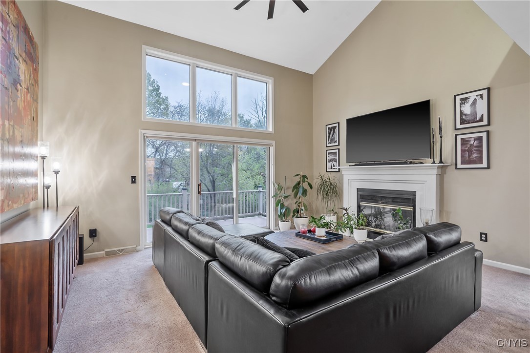 415 White Heron Circle, Manlius, New York image 7