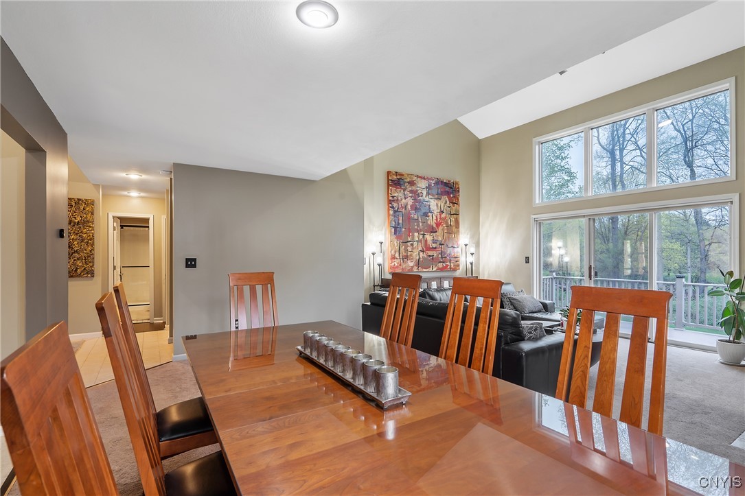 415 White Heron Circle, Manlius, New York image 6