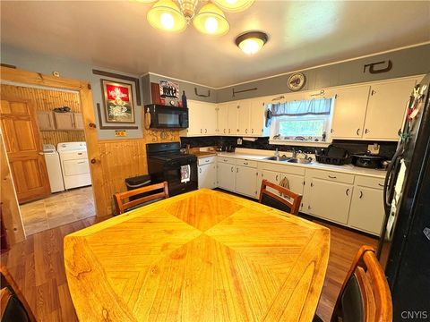 Tiny photo for 136 N Fulton Street, Auburn, NY 13021 (MLS # S1689190)