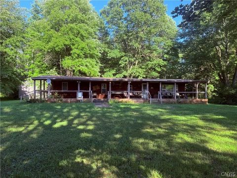 Homes For Sale - 679 Hog Back Road<br/> Albion, NY 13302