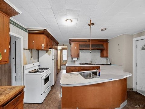 Tiny photo for 2732 Green Street, Brutus, NY 13166 (MLS # S1655643)