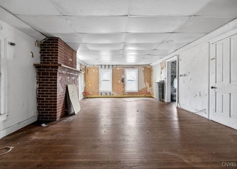 Tiny photo for 2732 Green Street, Brutus, NY 13166 (MLS # S1655643)