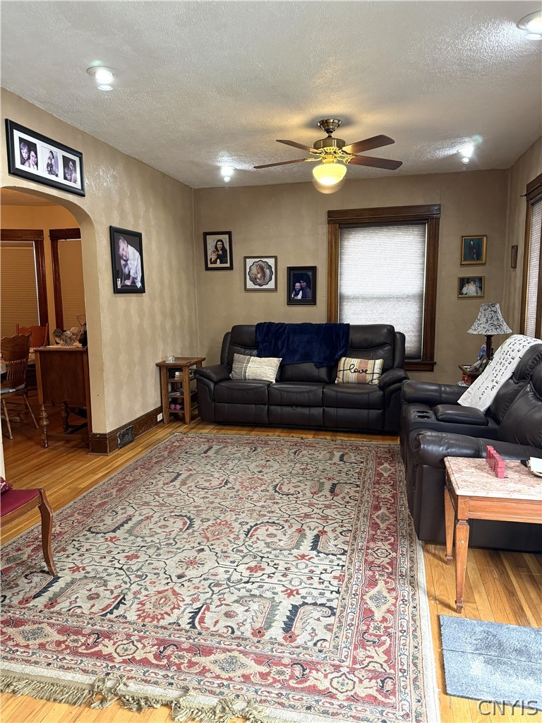 133 Curtis Place