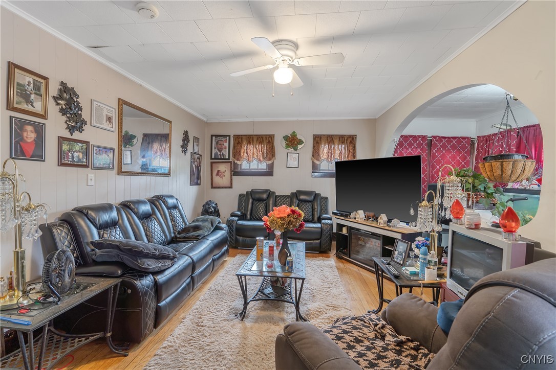 137 North Ave & Eastwood Road