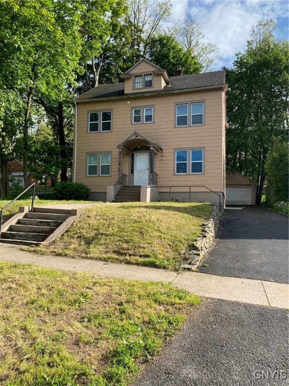 28 Prospect Street, Utica, New York image 2