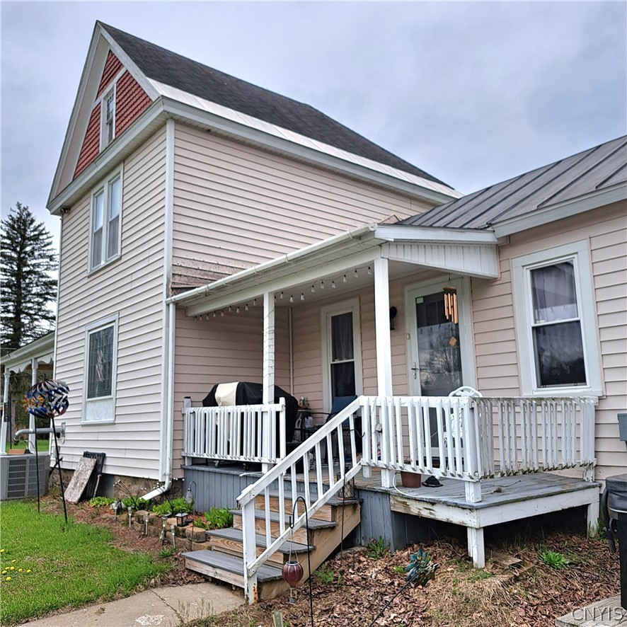 2907 Main Street