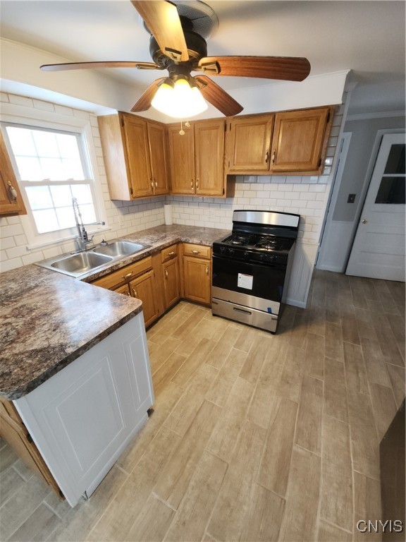 320 Gordon Parkway, Camillus, New York image 6