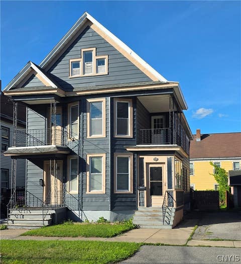 Photo of 733 Eagle Street, Utica, NY 13501 (MLS # S1707393)