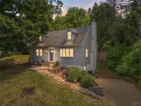 Photo for 300 Hillsboro Parkway