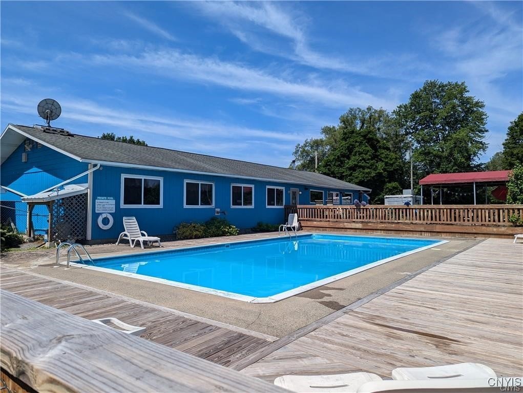 9170 Horseshoe Island Road