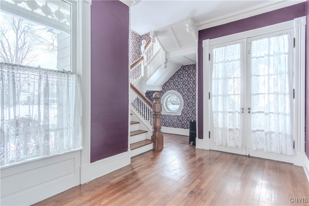 302 Keyes Avenue