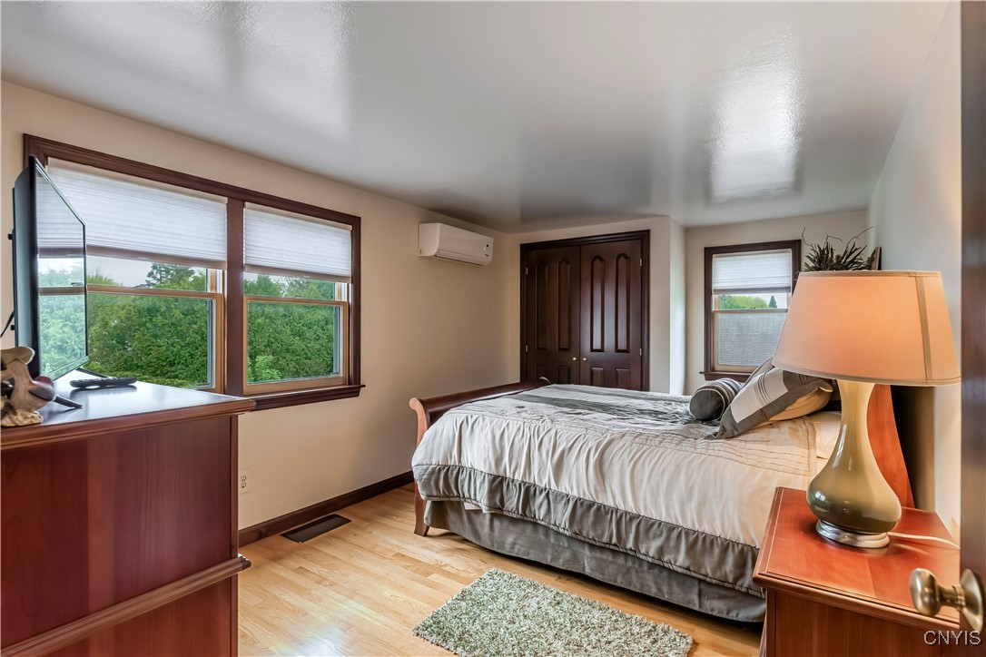 422 Sunlit Terrace, Utica, New York image 43