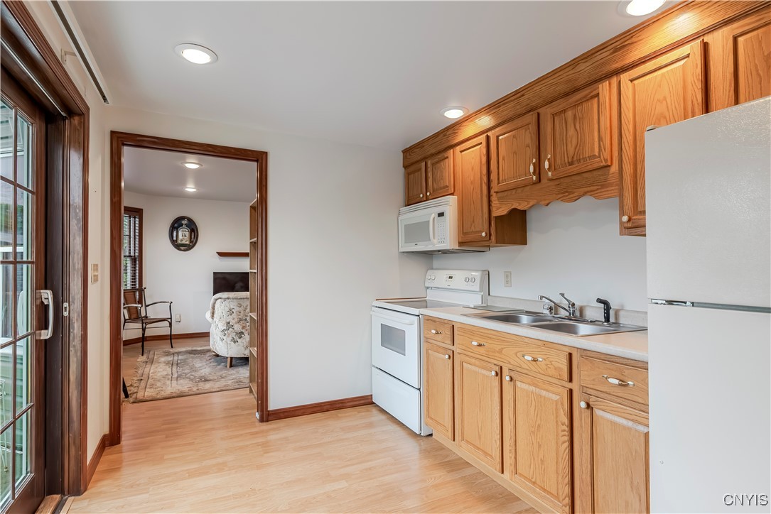 422 Sunlit Terrace, Utica, New York image 27
