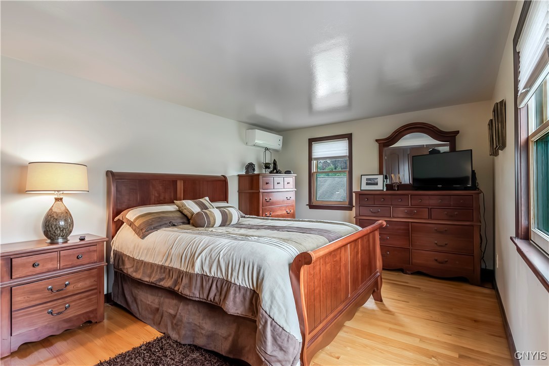 422 Sunlit Terrace, Utica, New York image 42