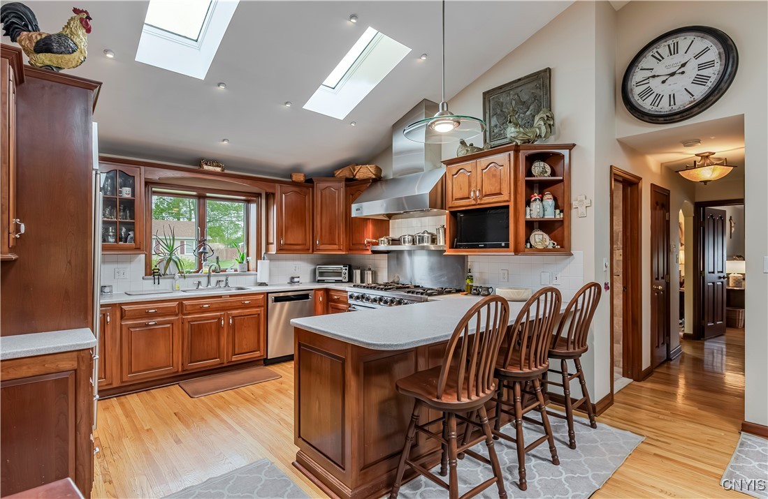 422 Sunlit Terrace, Utica, New York image 18