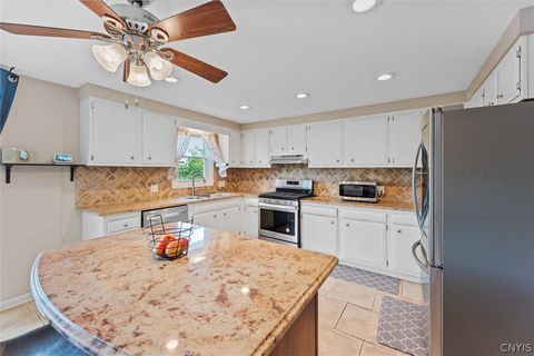 Tiny photo for 308 Stanton Drive, DeWitt, NY 13214 (MLS # S1689587)