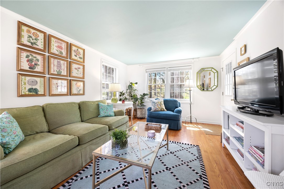 422 Salt Springs Road, Manlius, New York image 11