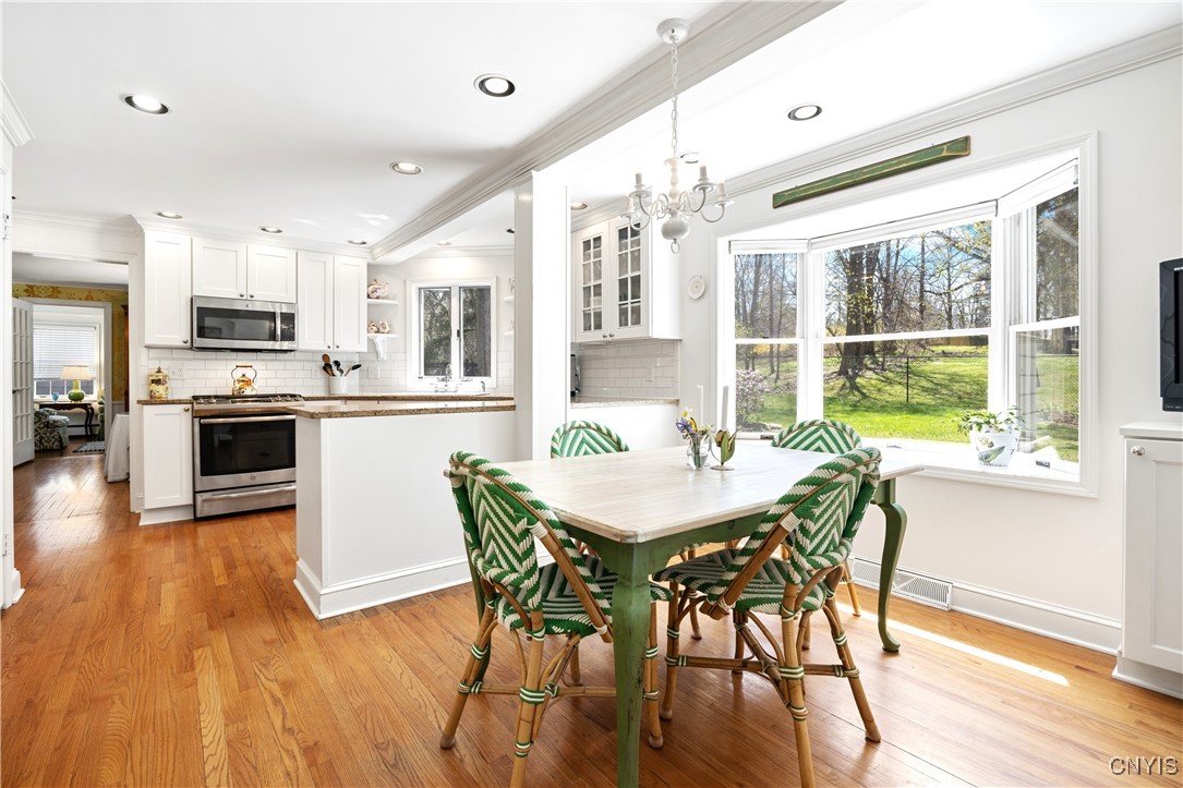 422 Salt Springs Road, Manlius, New York image 16