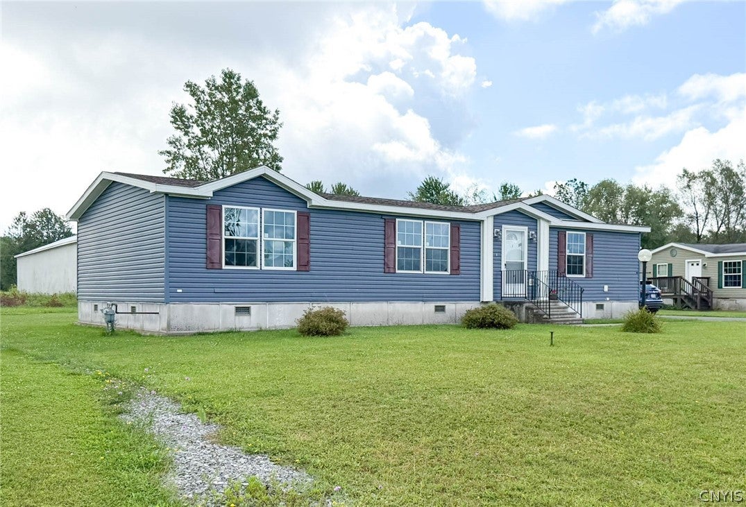13 Greentree Boulevard