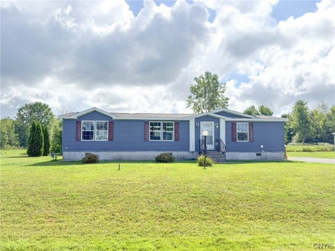 Mobile Home For Sale - 13 Greentree Boulevard<br/> Westmoreland, NY 13440