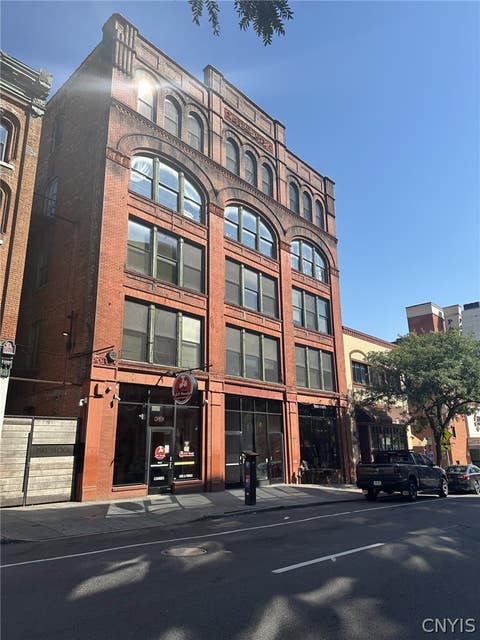 Photo of 317 S Clinton Street #4D, Syracuse, NY 13202 (MLS # S1708507)